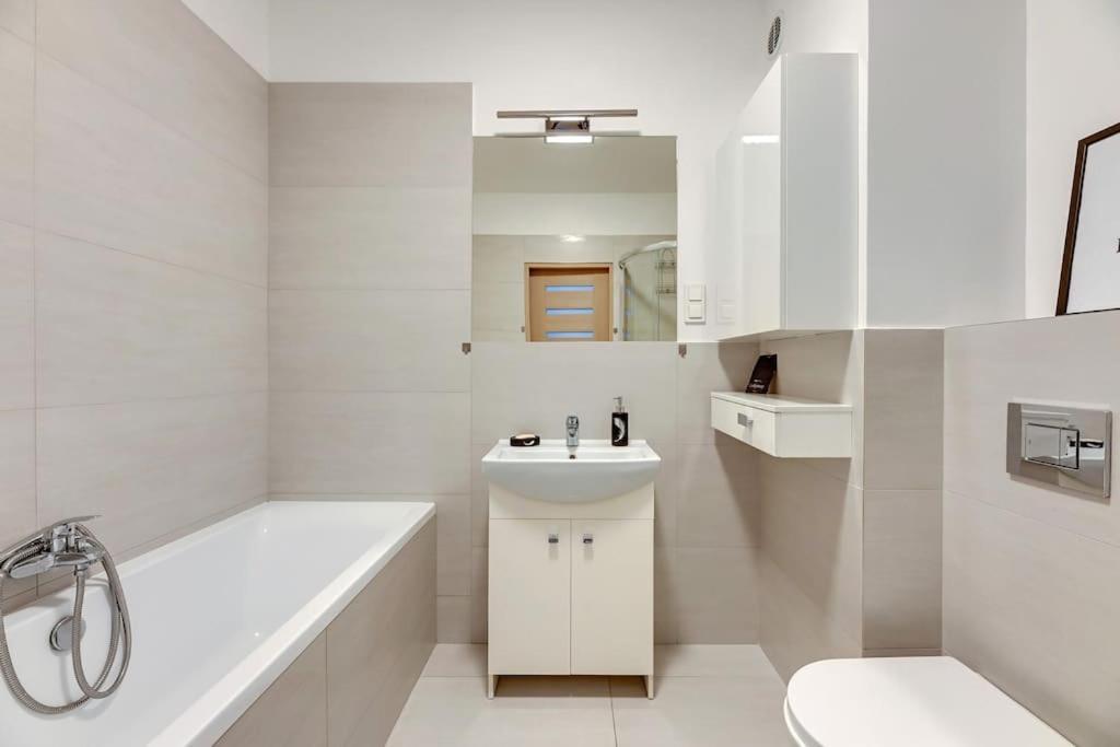 Albatross Tower - Apartament W Centrum Przymorza By Grand Apartments Gdańsk Kültér fotó